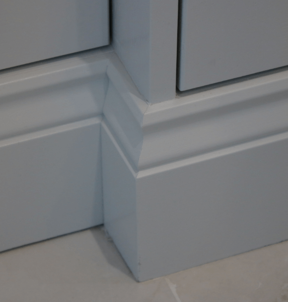 Albany Narrow Shaker