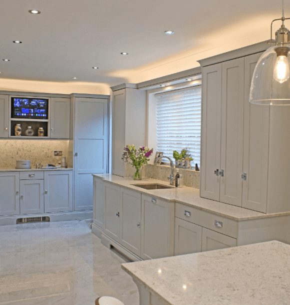 Albany Narrow Shaker