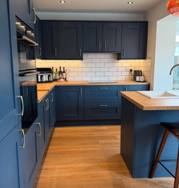 Buckingham 5 Piece Shaker