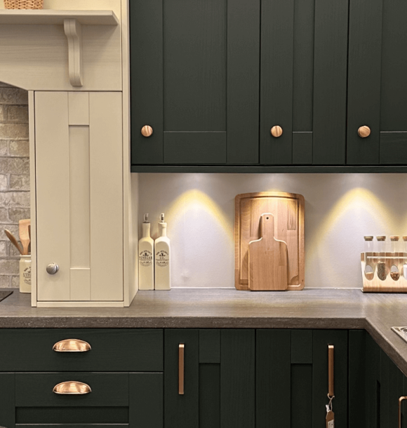 Buckingham 5 Piece Shaker